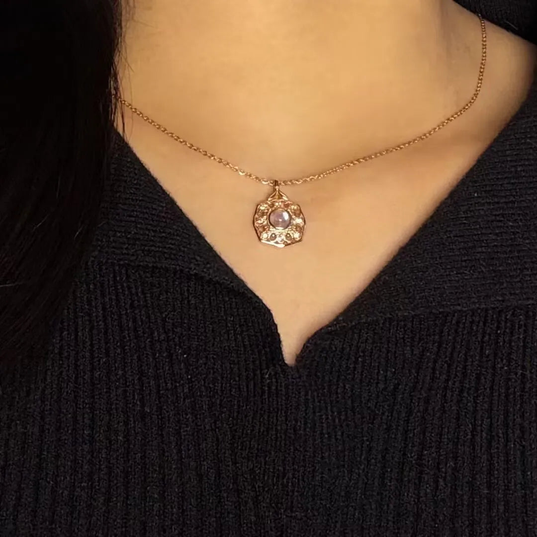 Halskette Mondstein "Verzaubernder Glanz" Vergoldet