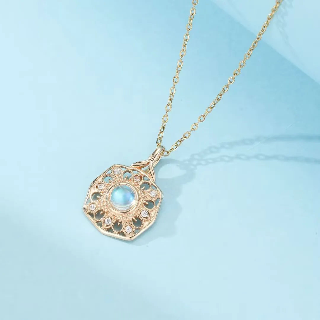 Halskette Mondstein "Verzaubernder Glanz" Vergoldet