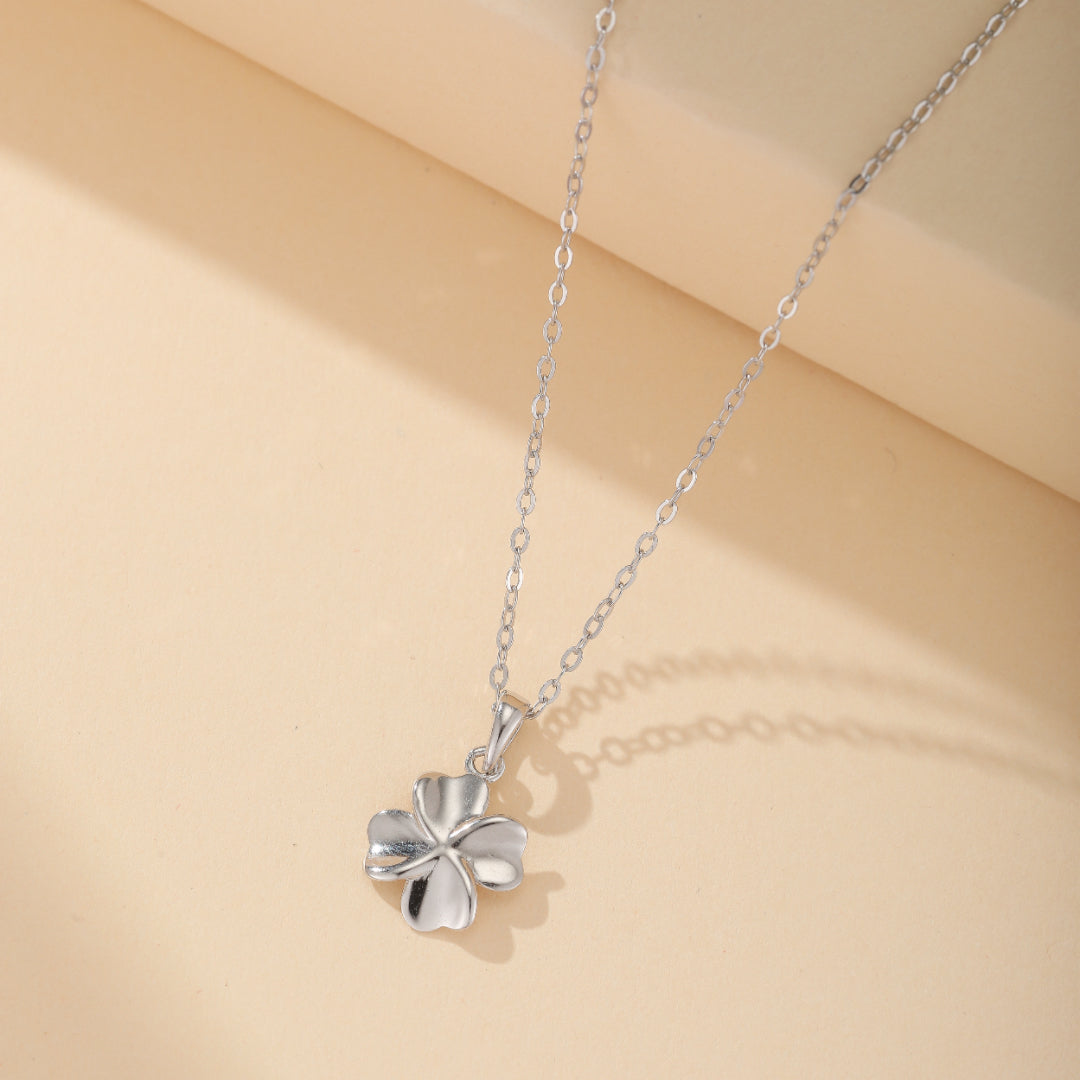 Clover "Mystical Flower" Silver Necklace