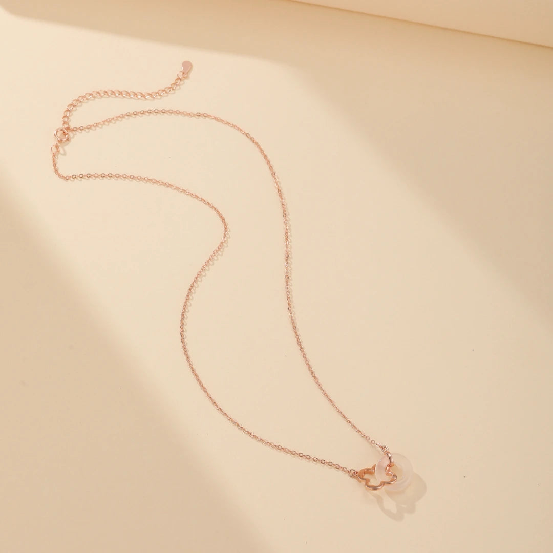 Jade Clover Necklace "Golden Caress" Silver