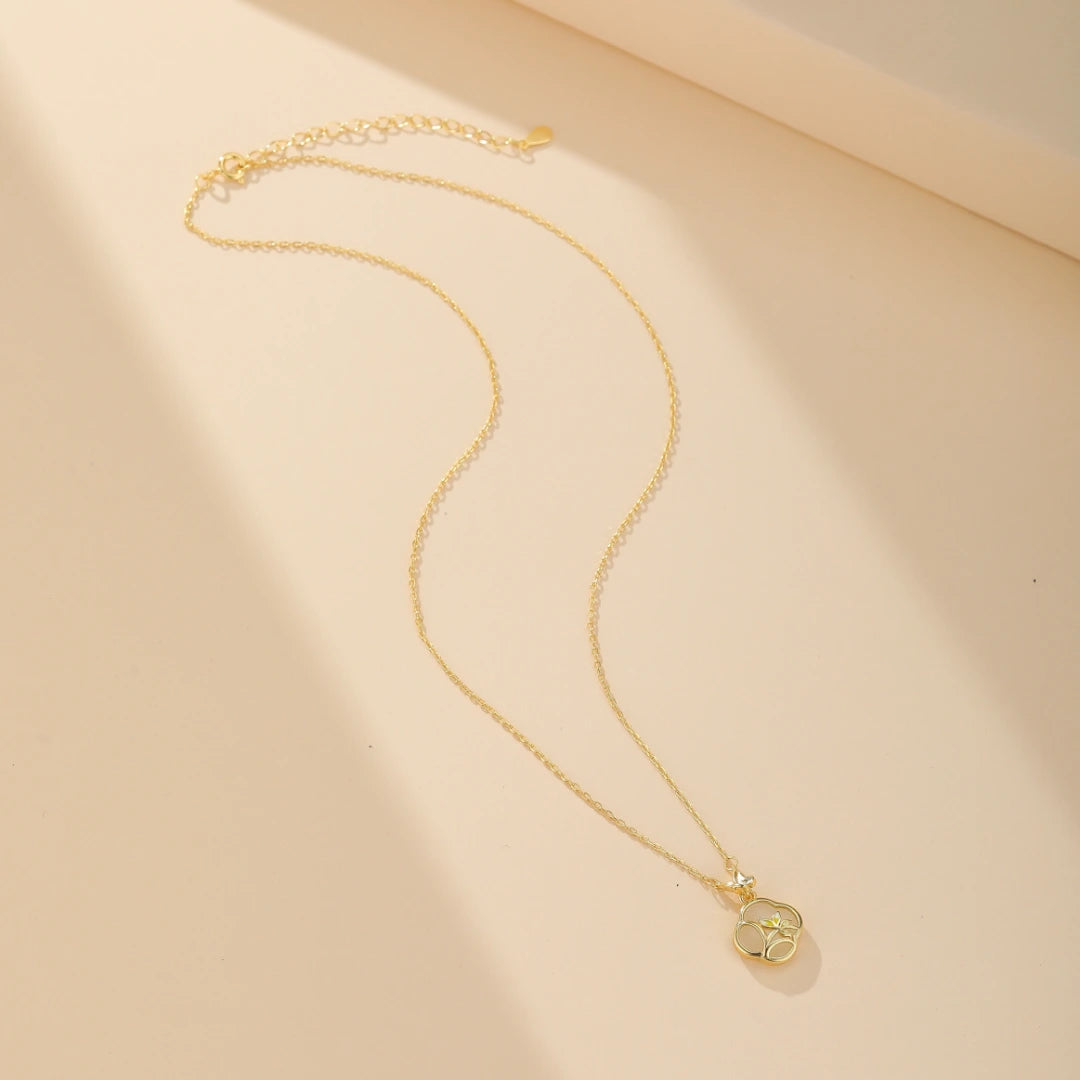 Jade Clover Necklace "Hope's Glow" Silver