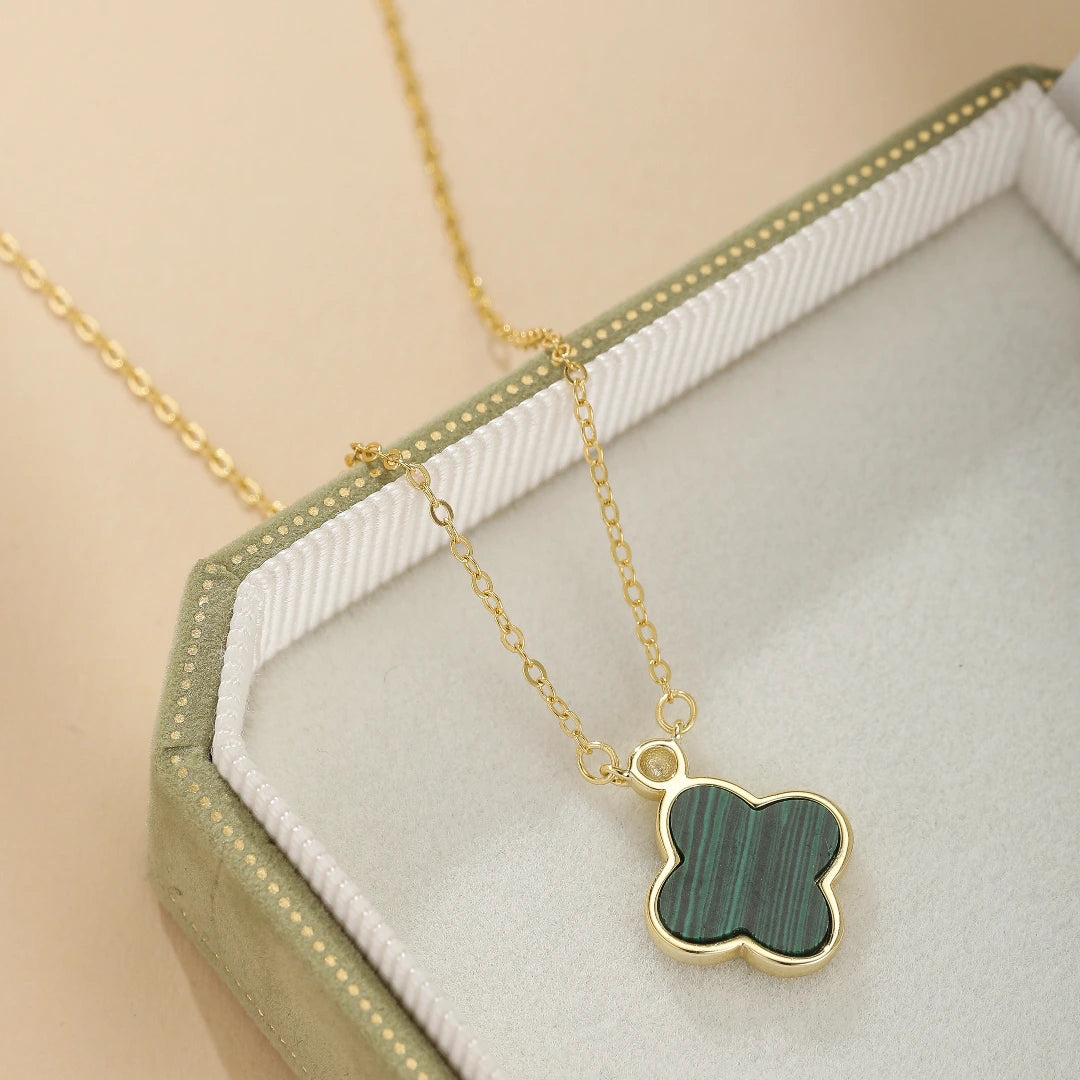 Clovers Necklace "Breath of Nature" Gold-Plated Silver