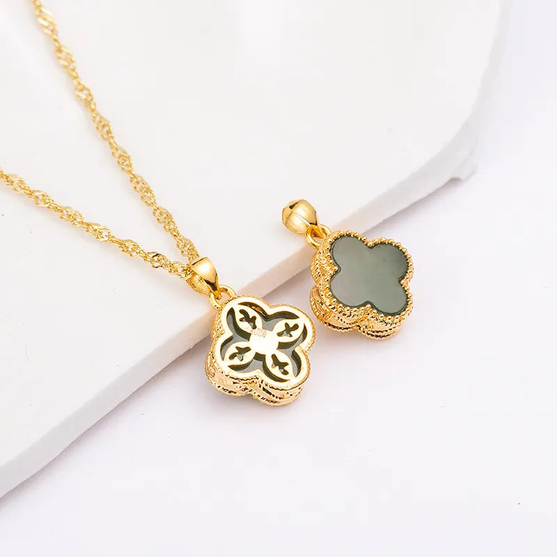 Four-Leaf Clover Necklace in Jade and 18K Gold